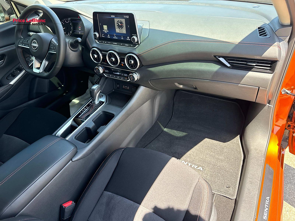 2025 Nissan Sentra SR - 10