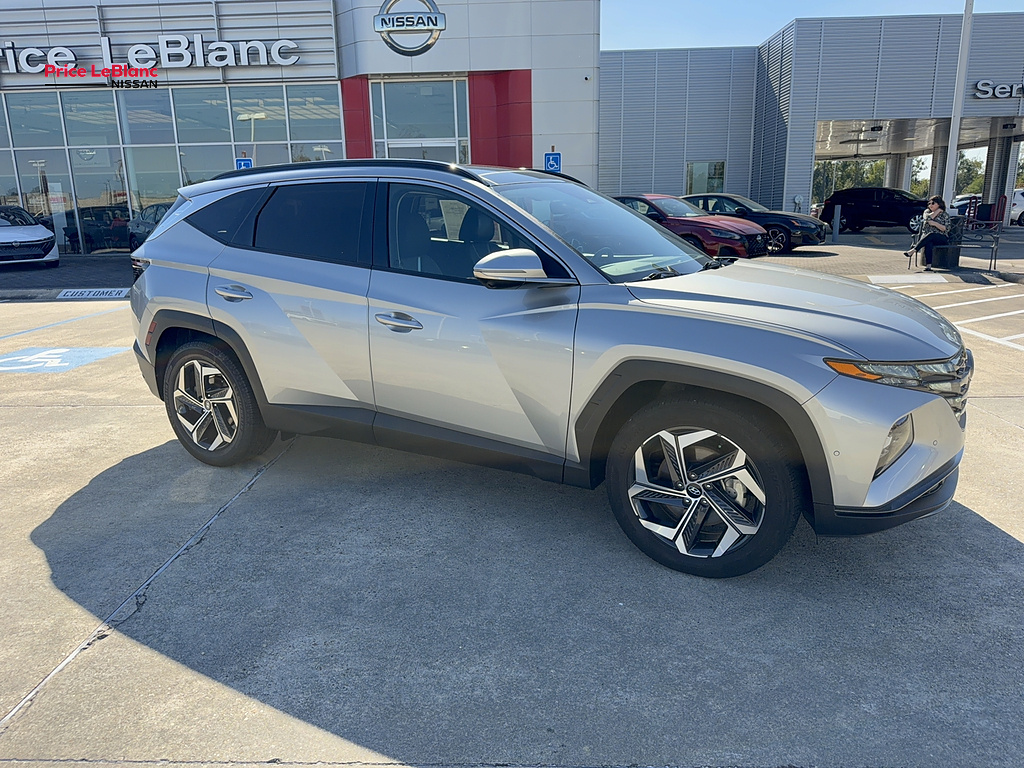 2023 Hyundai Tucson photo 8 of 36
