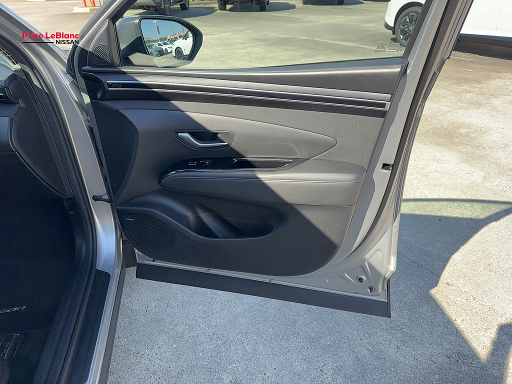 2023 Hyundai Tucson photo 28 of 36