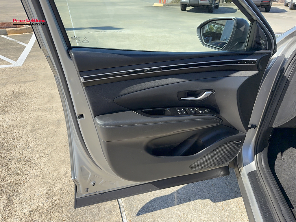 2023 Hyundai Tucson photo 29 of 36