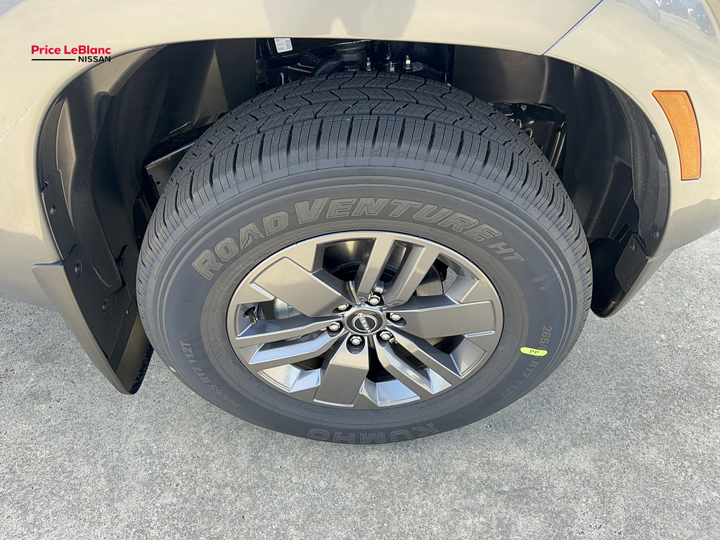 2027 Nissan Frontier photo 9 of 19