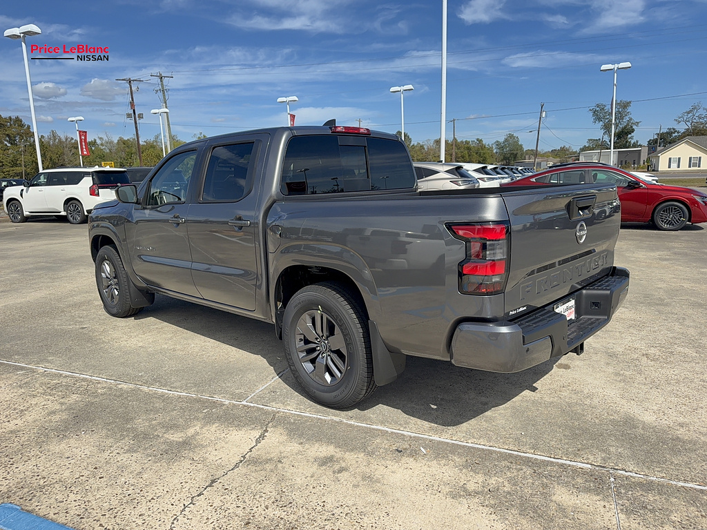 2027 Nissan Frontier photo 4 of 19
