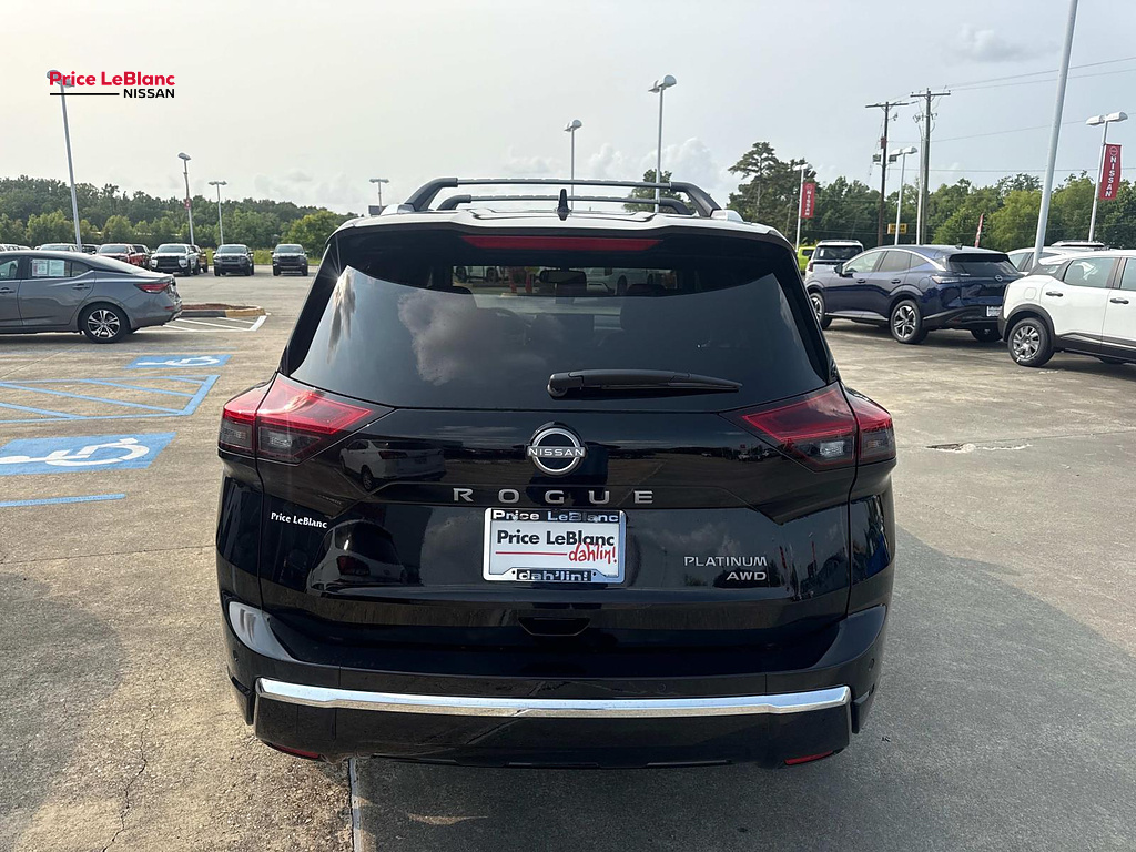 2026 Nissan Rogue Platinum - 5