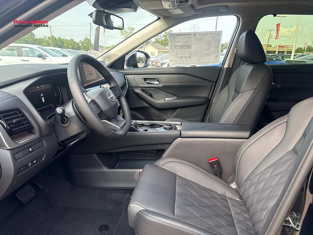 2026 Nissan Rogue Platinum - 9
