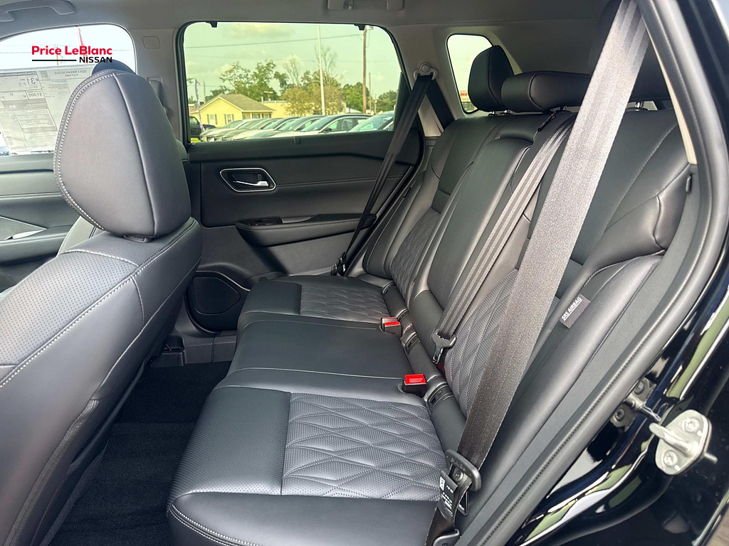 2026 Nissan Rogue Platinum - 7