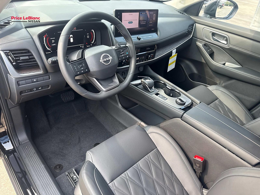 2026 Nissan Rogue Platinum - 11
