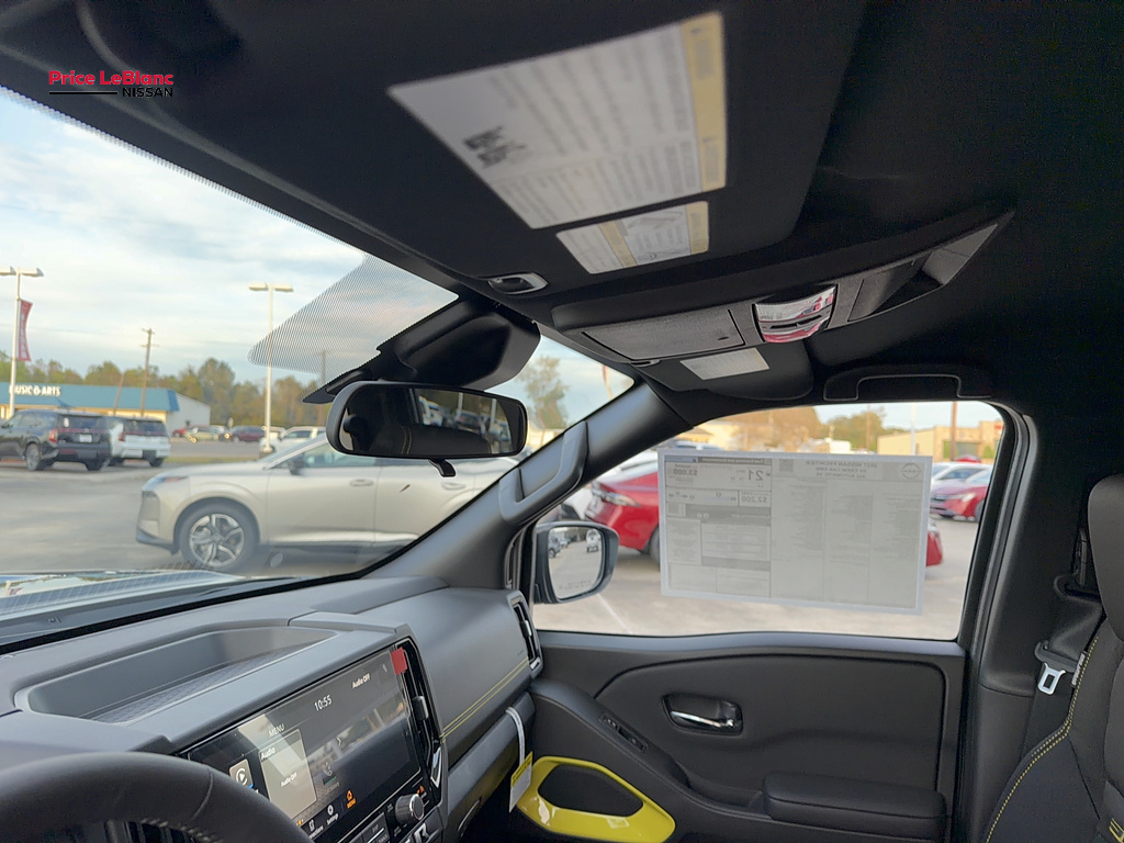 2027 Nissan Frontier photo 21 of 25