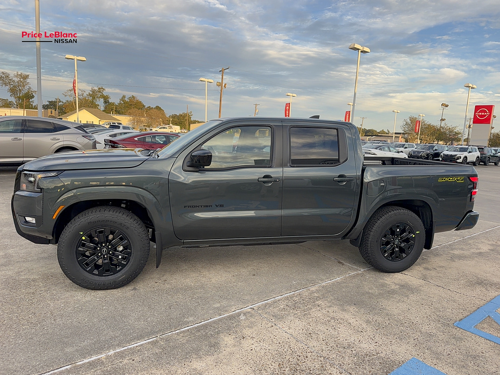 2027 Nissan Frontier photo 5 of 25