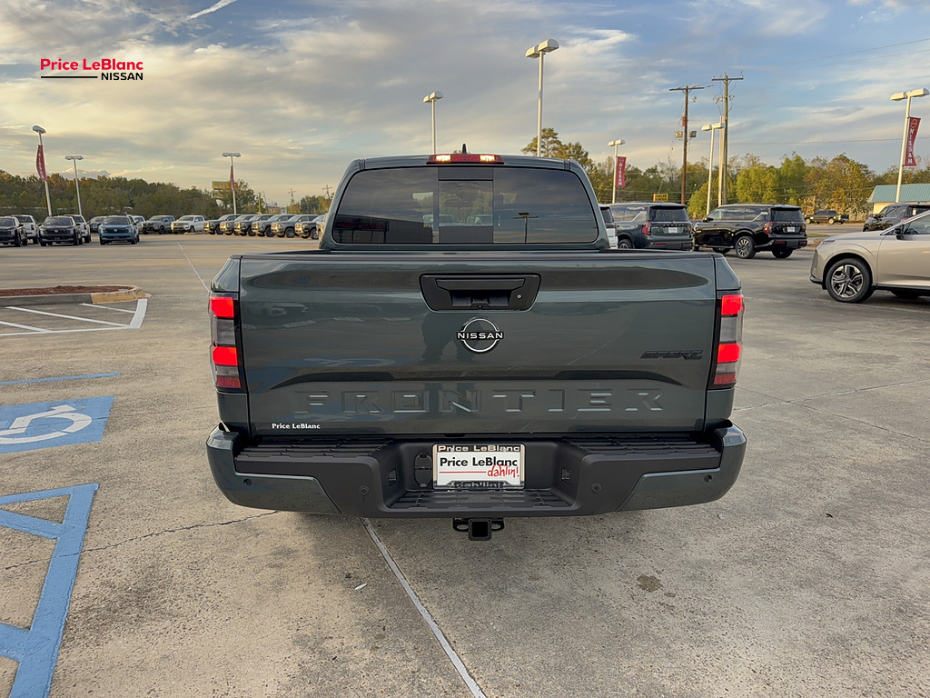 2027 Nissan Frontier photo 7 of 25