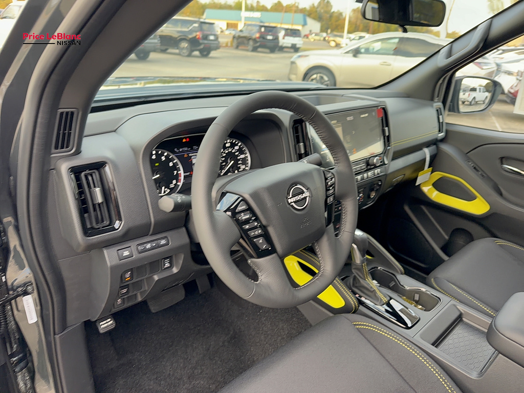 2027 Nissan Frontier photo 20 of 25