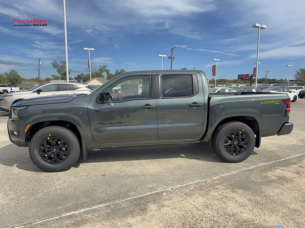 2027 Nissan Frontier photo 6 of 27