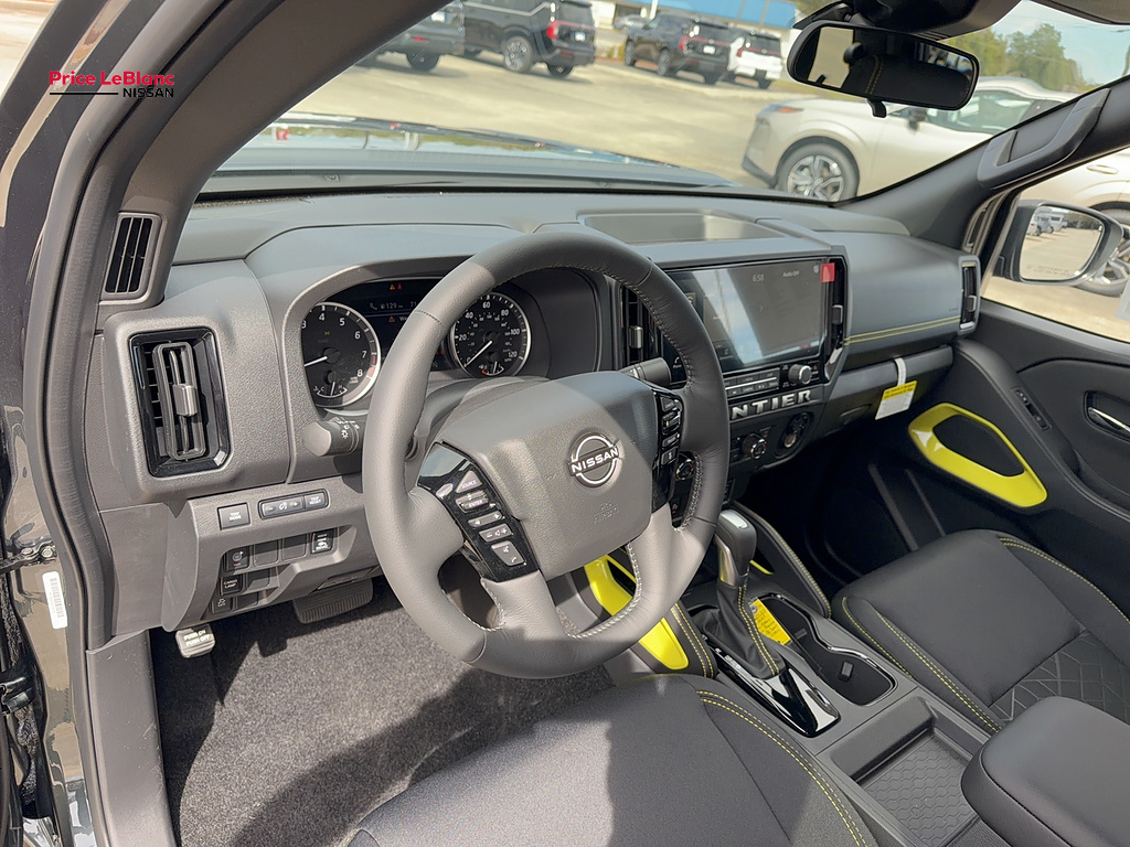 2027 Nissan Frontier photo 23 of 27