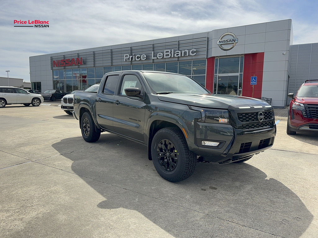 2027 Nissan Frontier photo 3 of 27