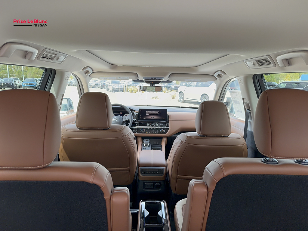 2026 Nissan Pathfinder photo 19 of 34