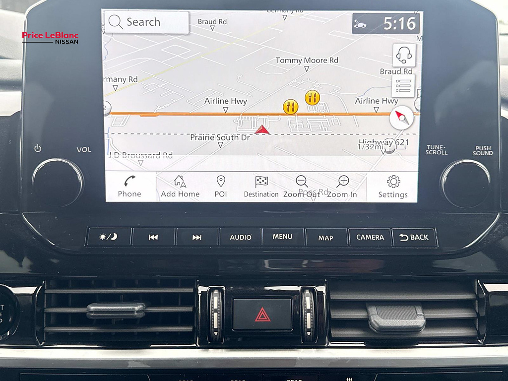 2025 Nissan Pathfinder photo 23 of 27