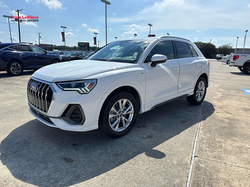 2022 Audi Q3 2.0T quattro Premium Plus S line - 2