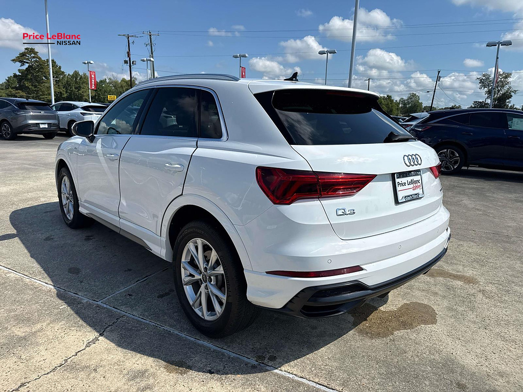 2022 Audi Q3 2.0T quattro Premium Plus S line - 4