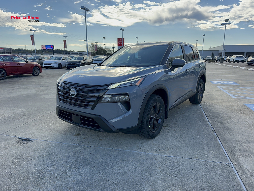 2027 Nissan Rogue photo 3 of 24
