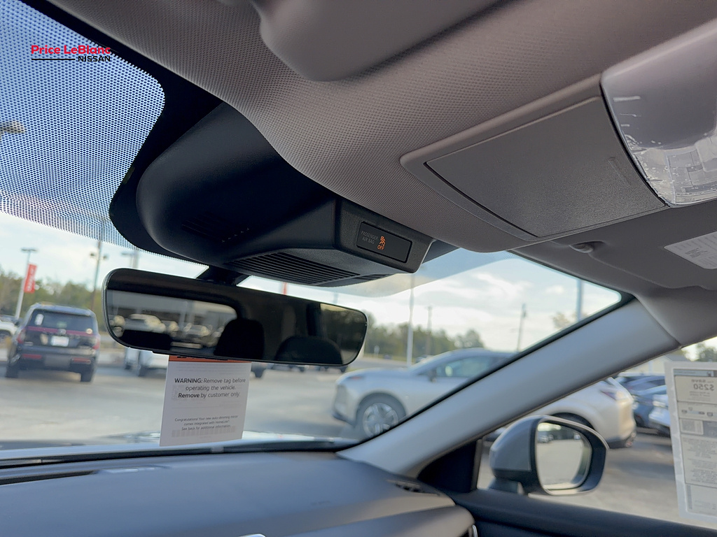 2027 Nissan Rogue photo 23 of 24