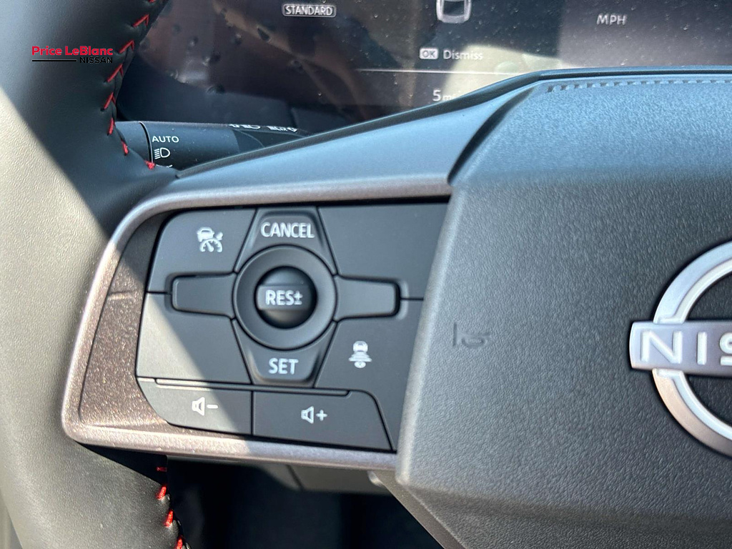 2027 Nissan Sentra photo 14 of 19