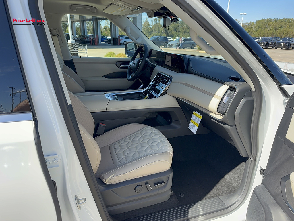 2027 Nissan Armada photo 11 of 29