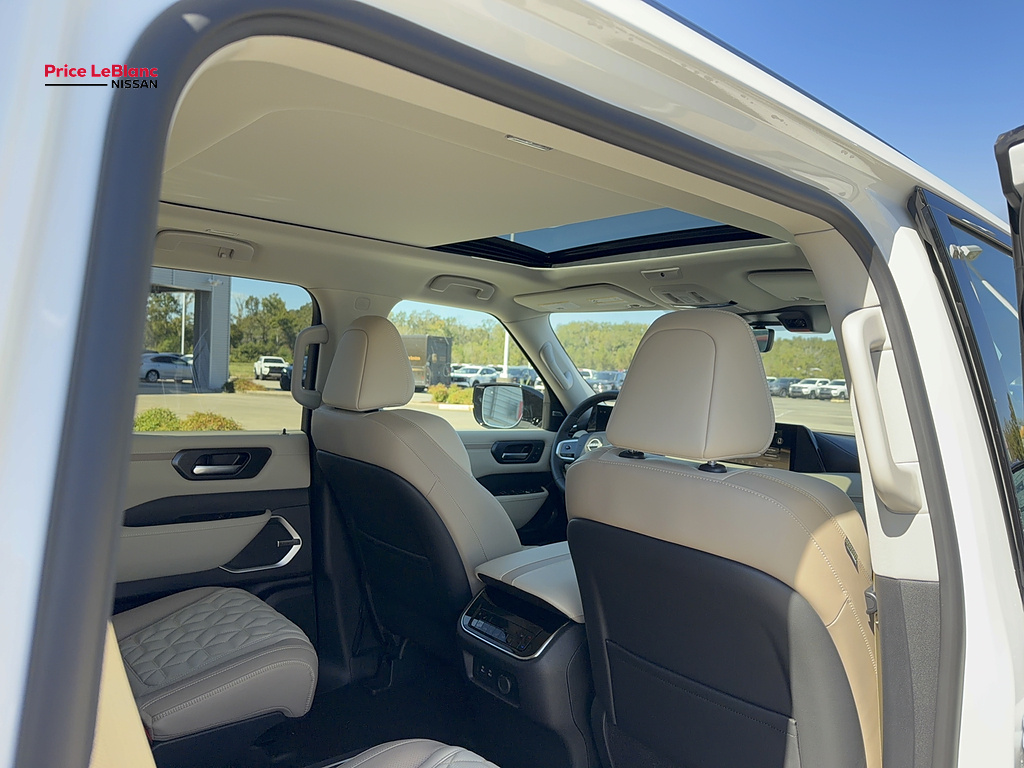 2027 Nissan Armada photo 16 of 29