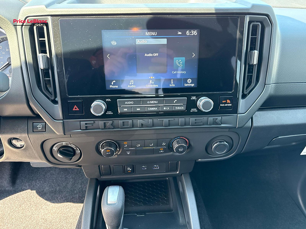2026 Nissan Frontier photo 16 of 19