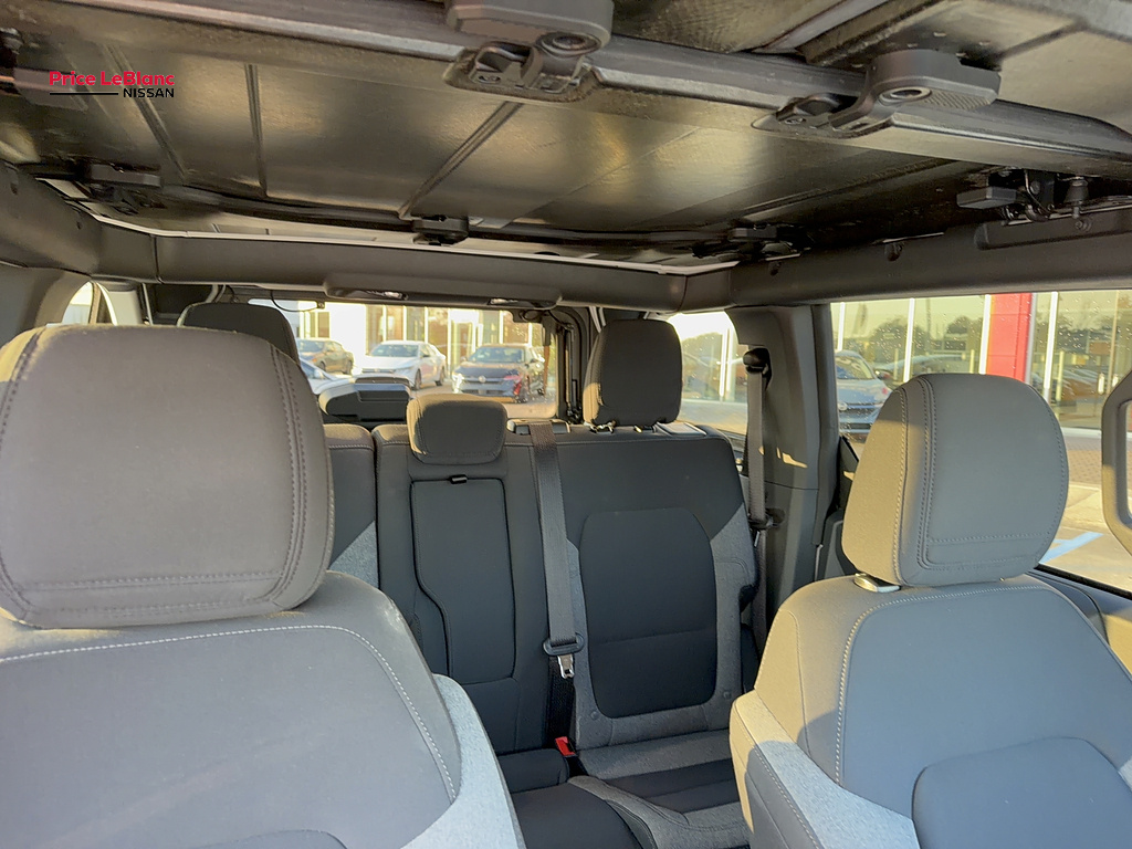 2025 Ford Bronco photo 12 of 26