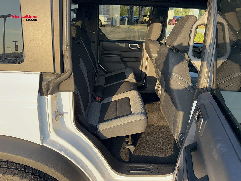 2025 Ford Bronco photo 13 of 26