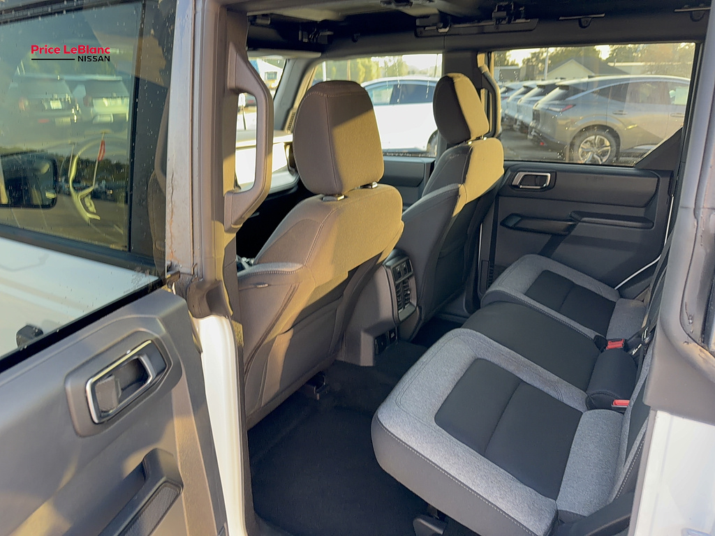 2025 Ford Bronco photo 17 of 26