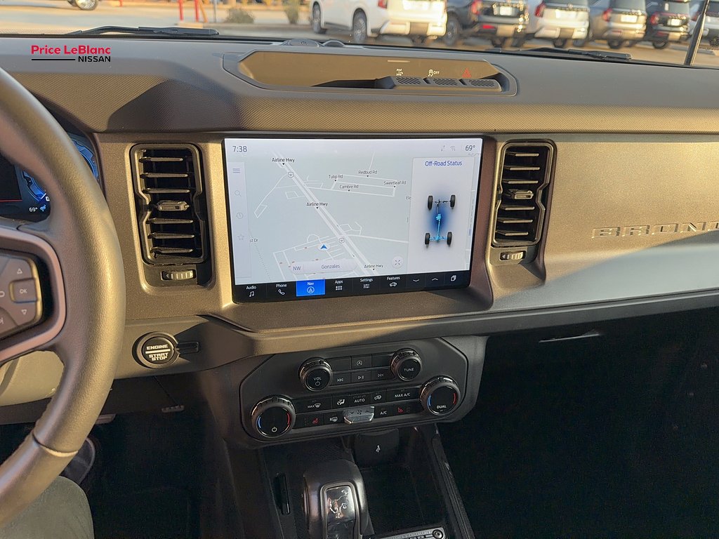 2025 Ford Bronco photo 22 of 26