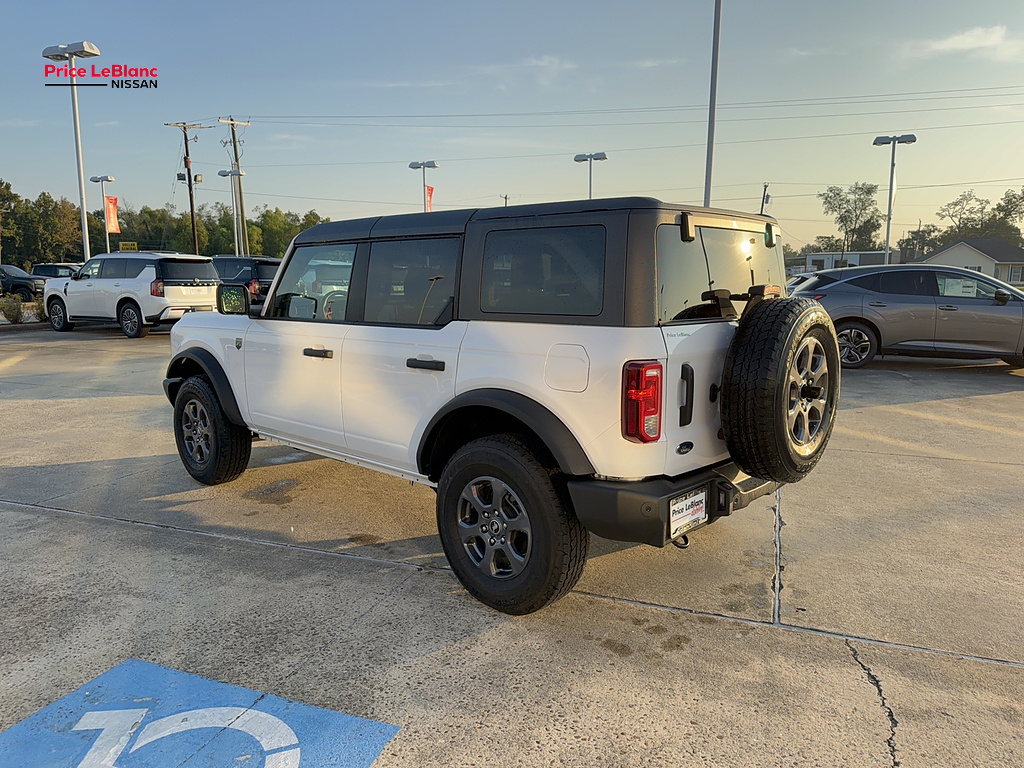2025 Ford Bronco photo 5 of 26