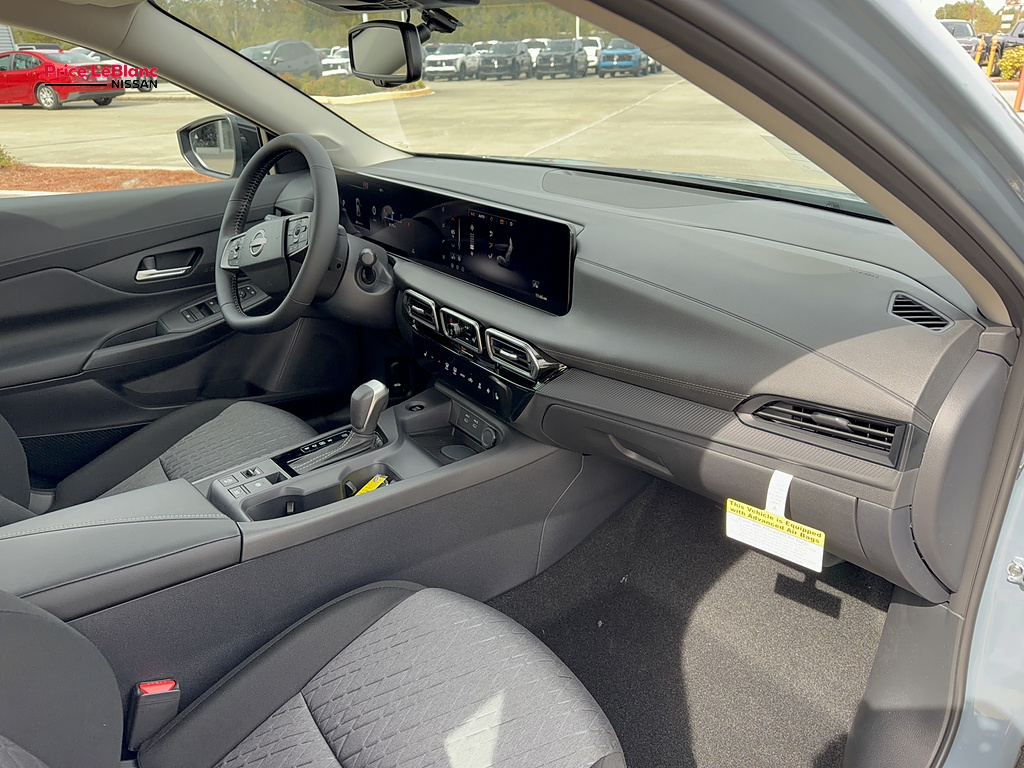 2027 Nissan Sentra photo 11 of 24