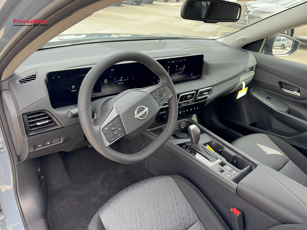 2027 Nissan Sentra photo 19 of 24