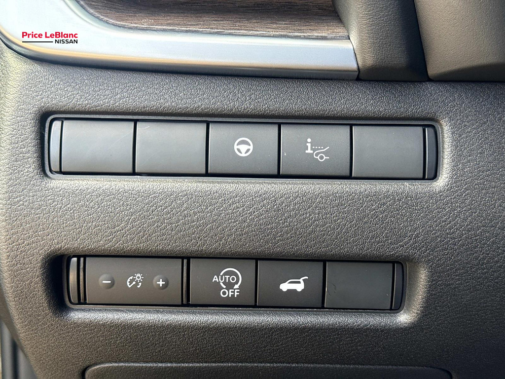 2026 Nissan Rogue photo 20 of 27