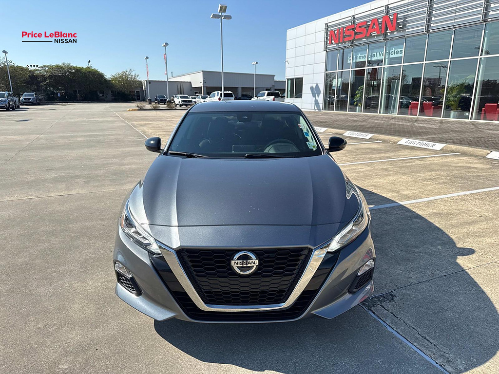 2022 Nissan Altima 2.5 SR - 1