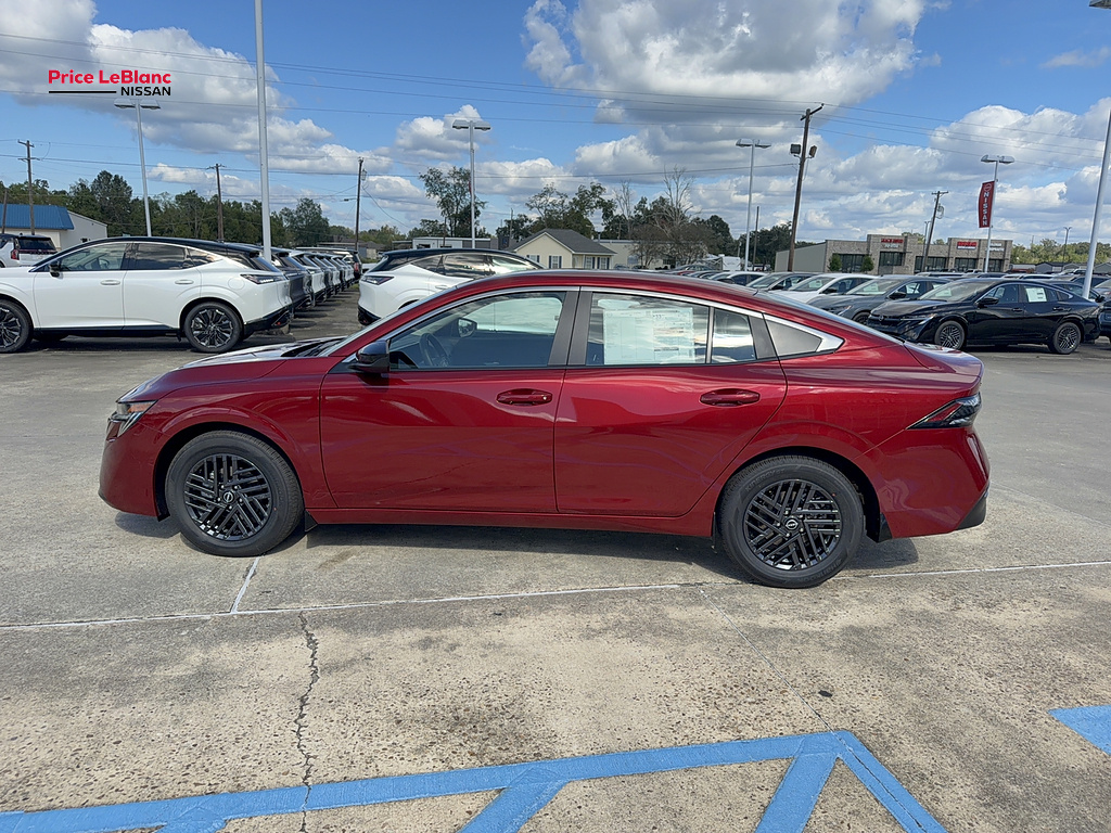 2027 Nissan Sentra photo 5 of 22