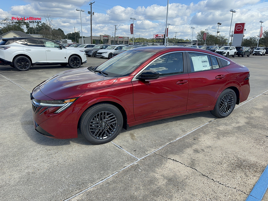 2027 Nissan Sentra photo 4 of 22