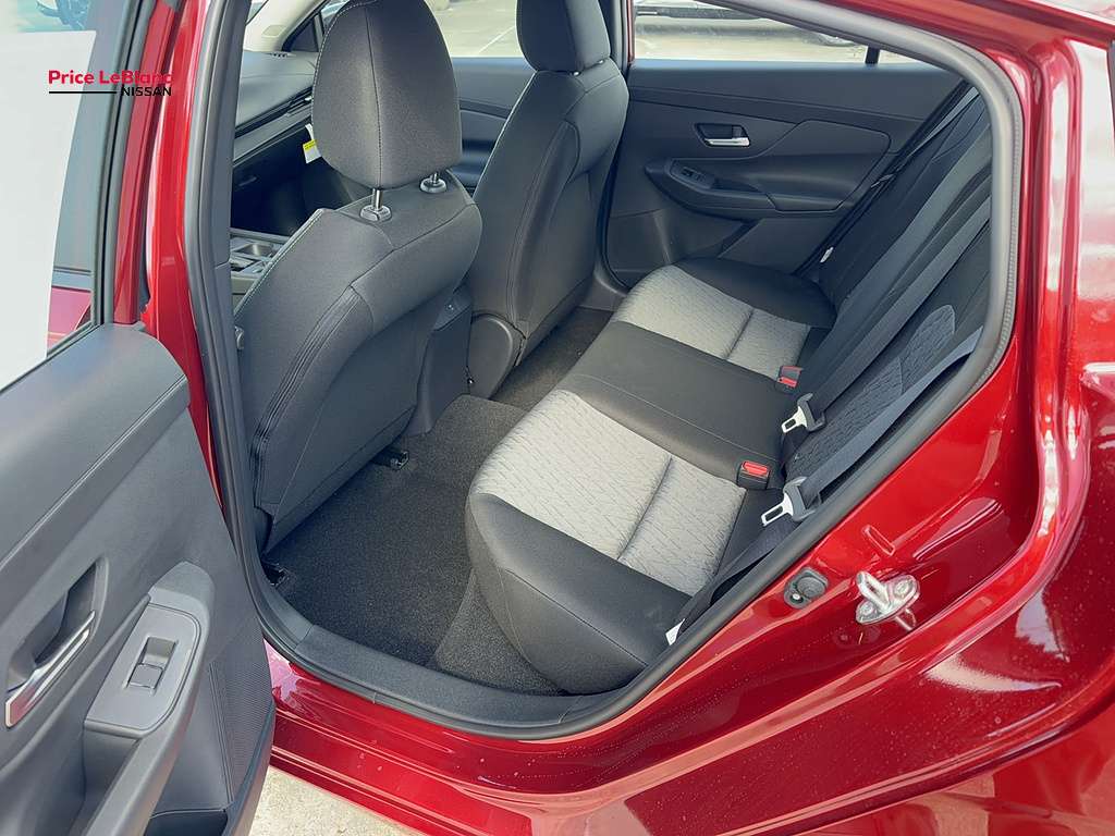 2027 Nissan Sentra photo 16 of 22