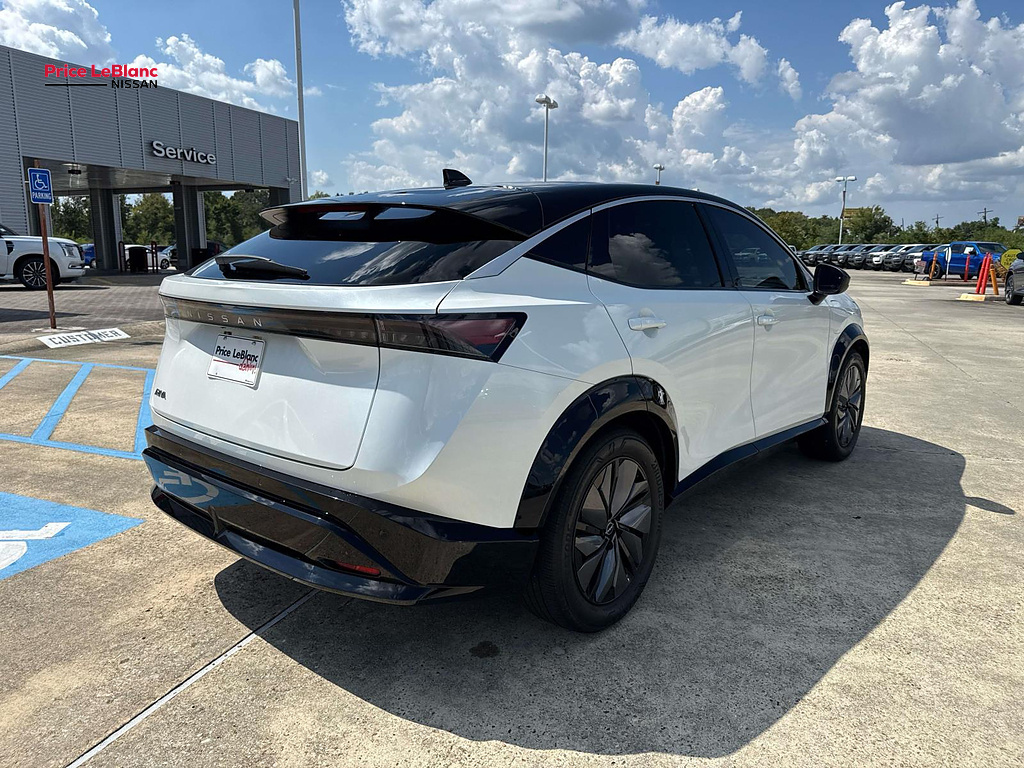 2025 Nissan ARIYA Engage WHITE at Team Honda