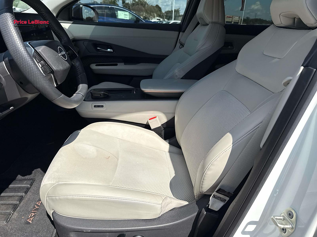 2025 Nissan ARIYA Engage WHITE at Team Honda