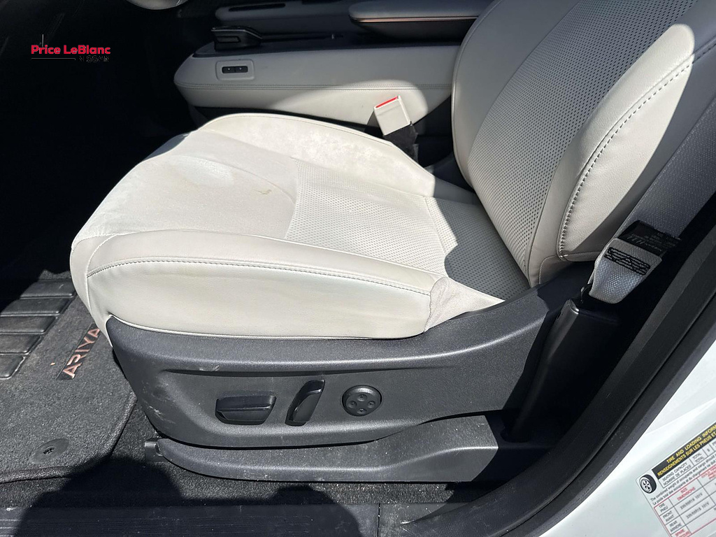 2025 Nissan ARIYA Engage WHITE at Team Honda