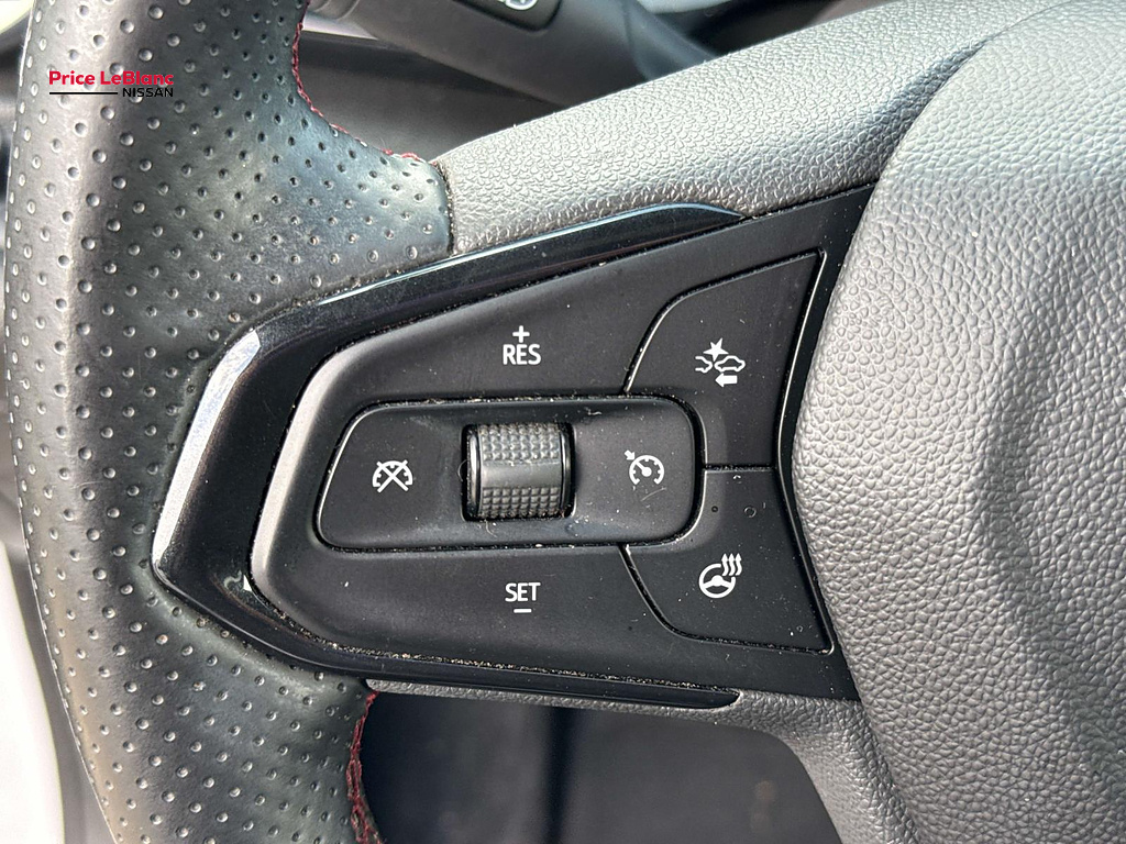 2025 Chevrolet Trax photo 21 of 27