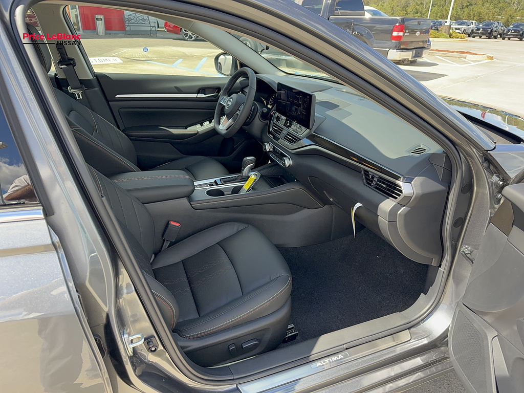 2026 Nissan Altima photo 16 of 26