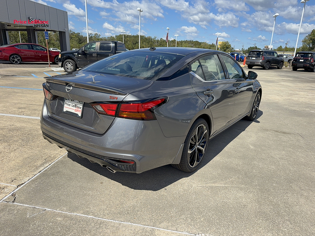 2026 Nissan Altima photo 12 of 26