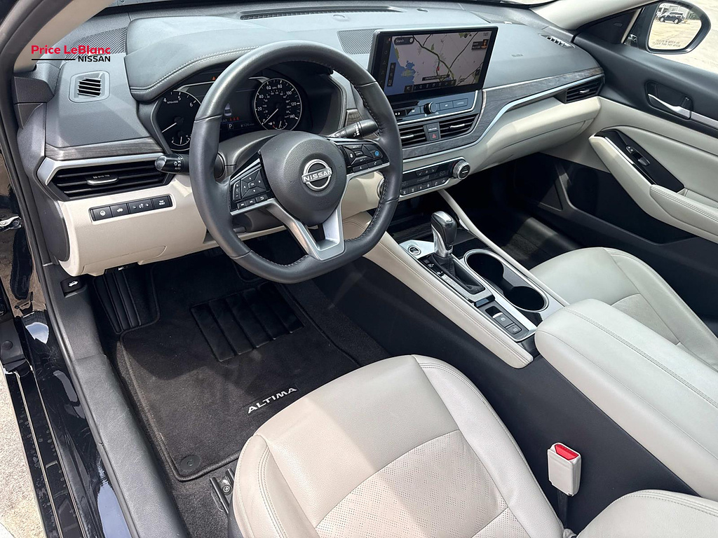 2025 Nissan Altima 2.5 SL Super Black at Price LeBlanc Nissan