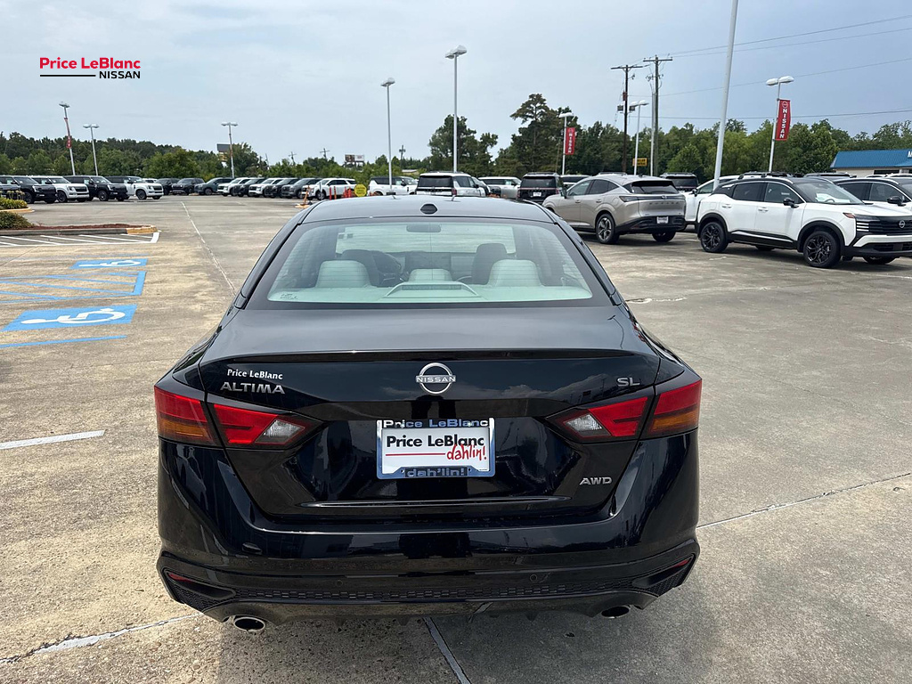 2025 Nissan Altima 2.5 SL - 5