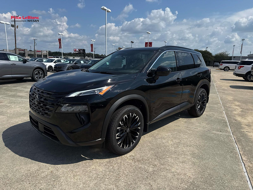 2026 Nissan Rogue photo 3 of 18