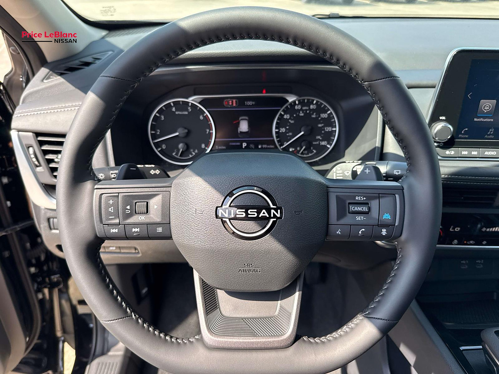 2026 Nissan Rogue photo 13 of 18