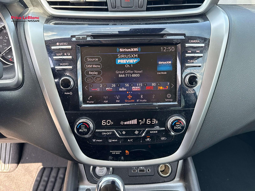 2021 Nissan Murano photo 25 of 28